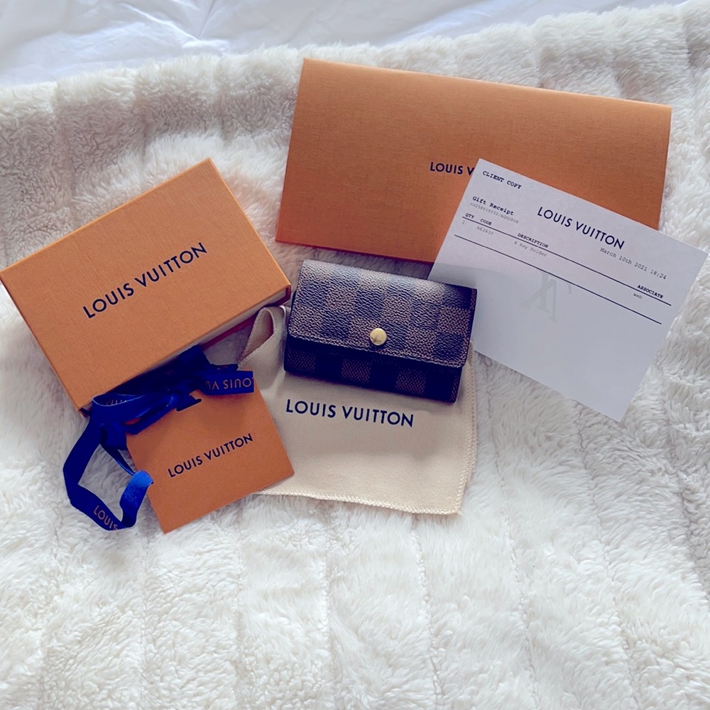 Authentic LV 6 key holder